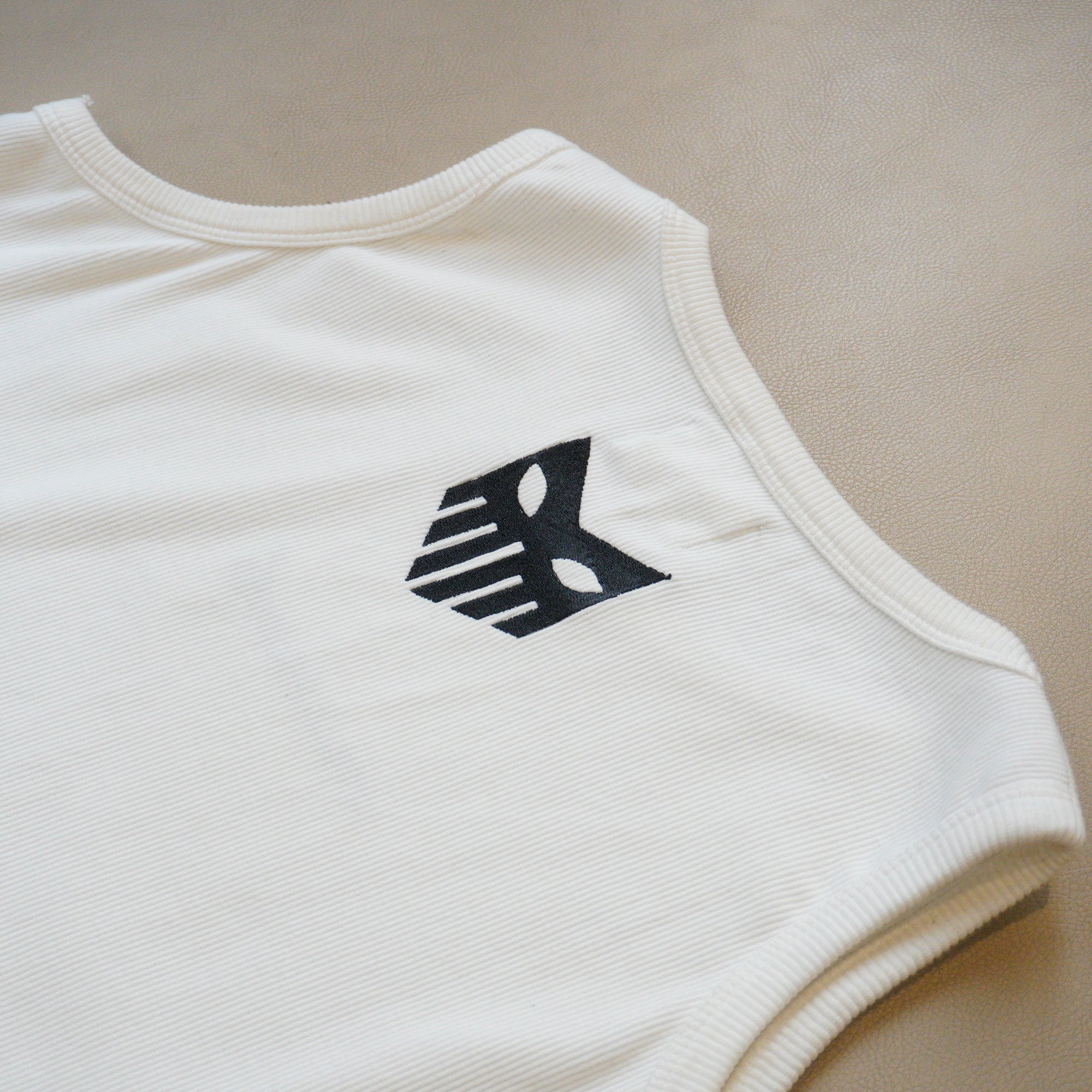 Regent Ribbed Vest - White