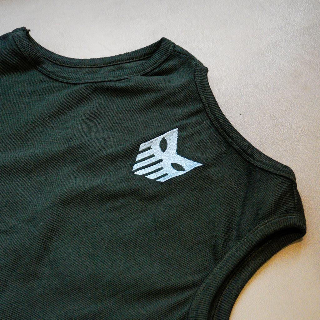 Regent Ribbed Vest – Everpine Green